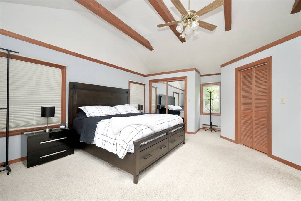 34 Pinecrest Rd West Bridgewater, MA 02379