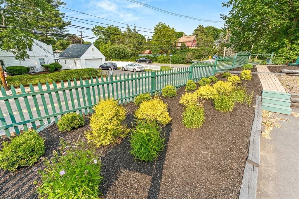 Stoneham, MA 02180,191 Franklin St #A