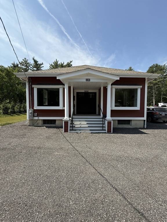 Middleboro, MA 02346,330 Wareham St