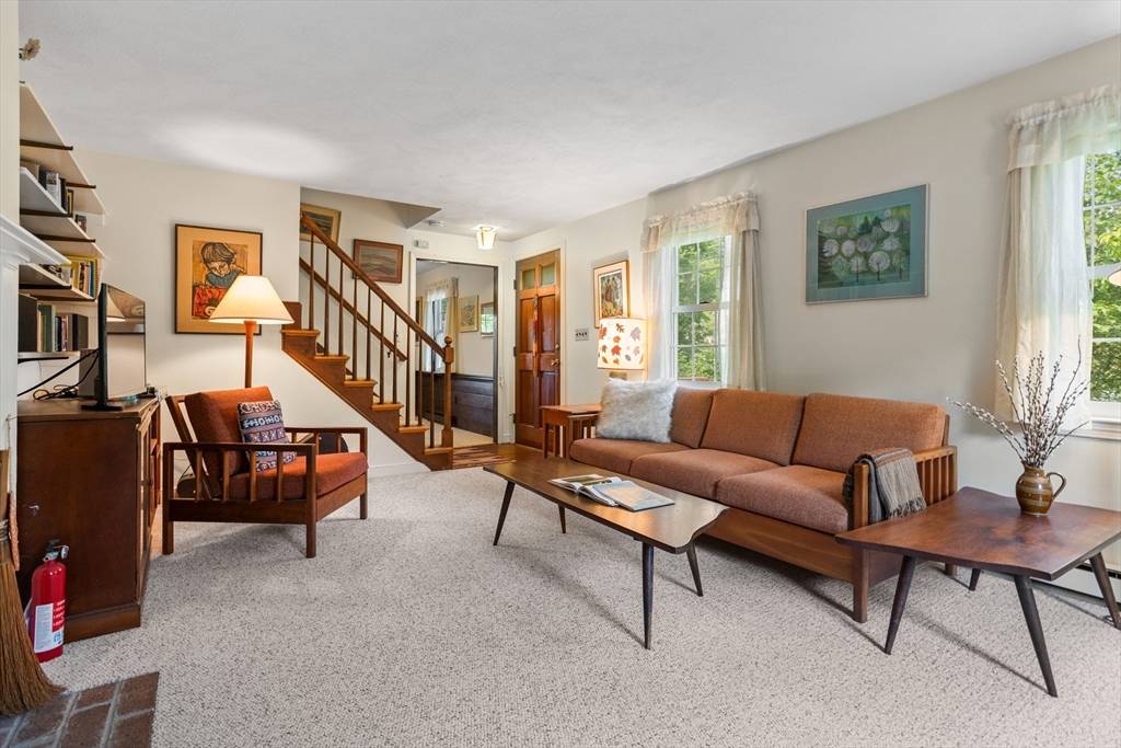 92 Foster Street Littleton, MA 01460