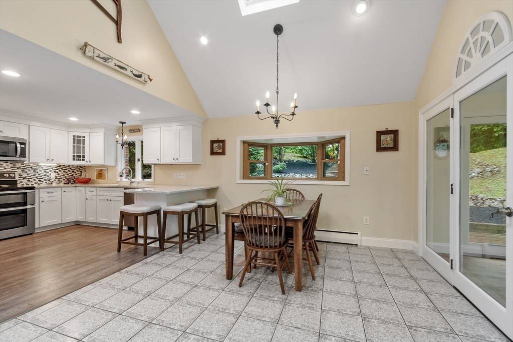 Georgetown, MA 01388,22 Tenney Street