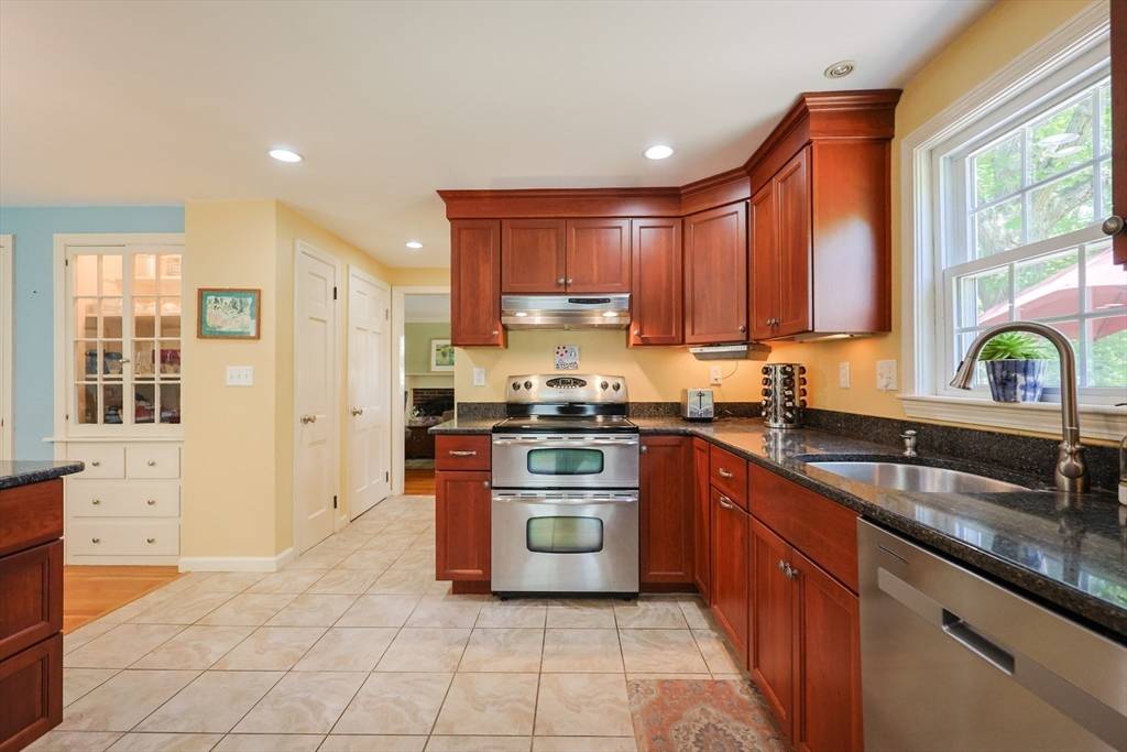 Natick, MA 01760,14 Shady Oak Lane