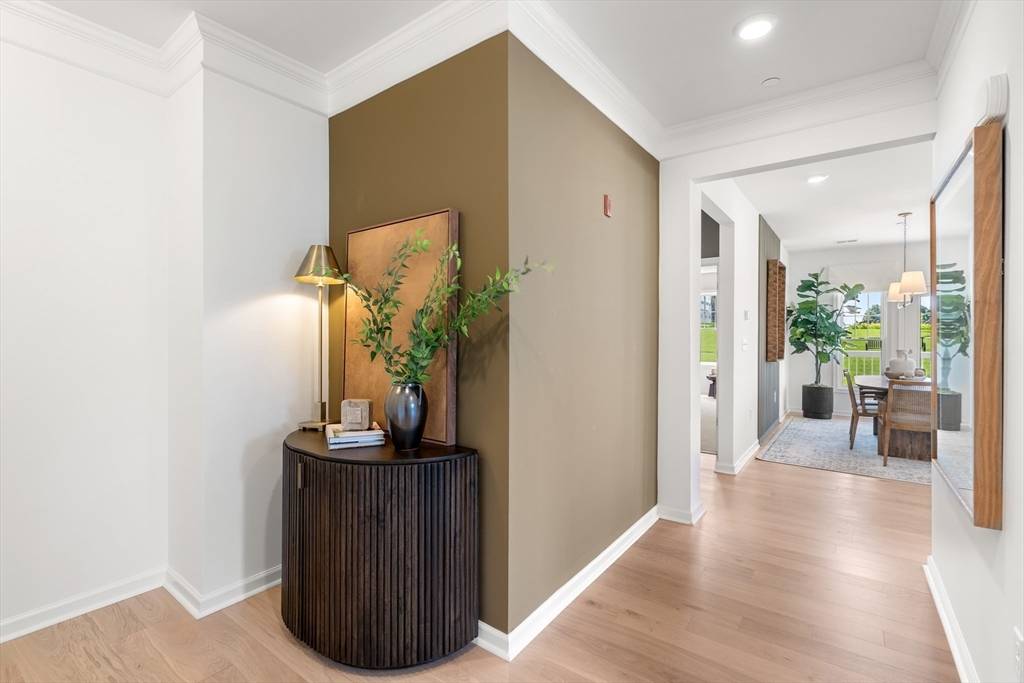 Westborough, MA 01581,2 Codman Way #213
