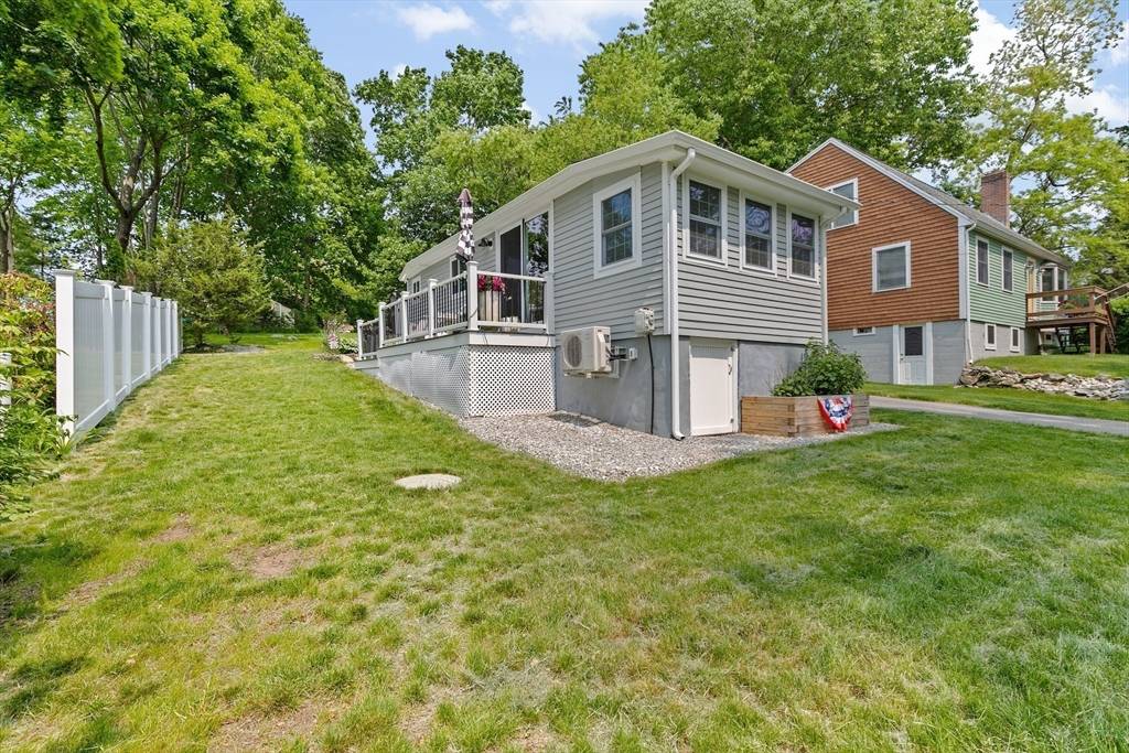 Kingston, MA 02364,7 Waterview Ln