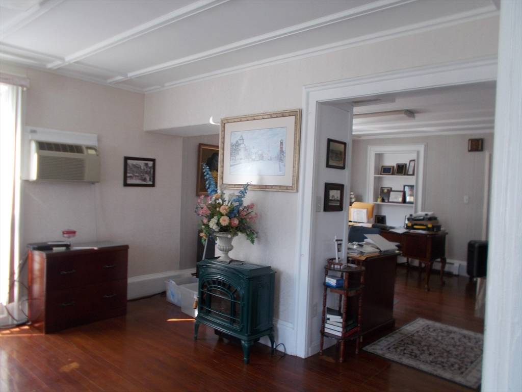 Haverhill, MA 01830,434 Main St