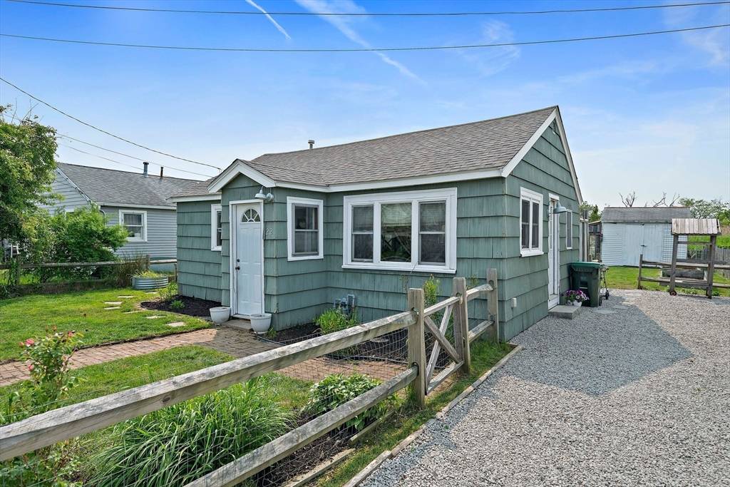 Marshfield, MA 02050,22 Mcarthur Ln