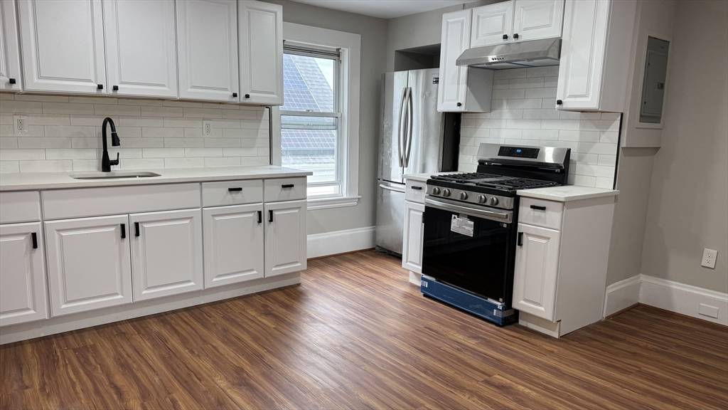 Lynn, MA 01902,4 Milton #3