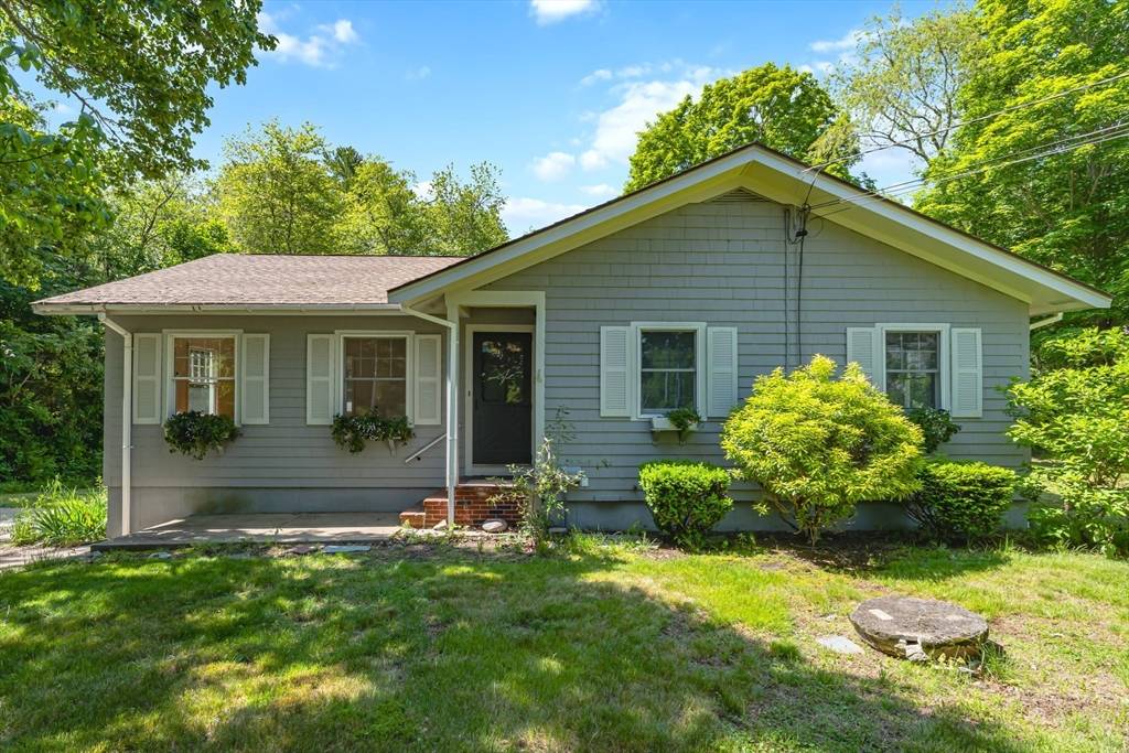 Freetown, MA 02717,35 Washburn Rd