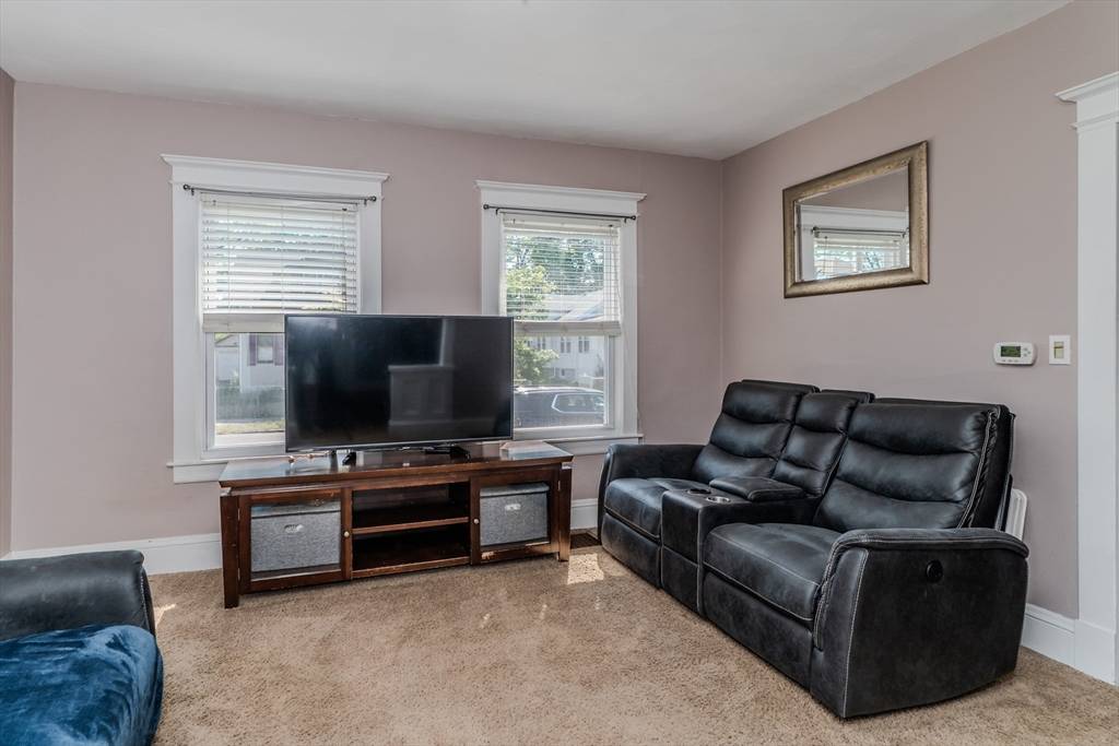 Springfield, MA 01104,50 Duryea St