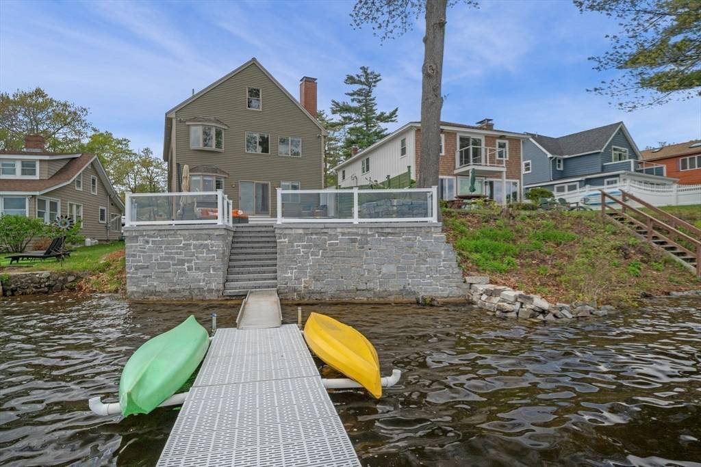 Merrimac, MA 01860,43 W Shore Rd
