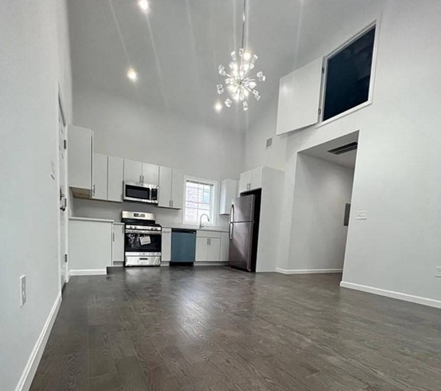 Everett, MA 02149,599 Broadway #3R