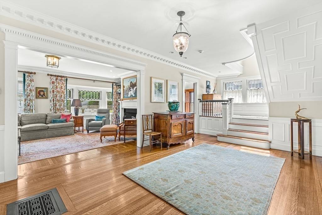5 Stratford Road Winchester, MA 01890
