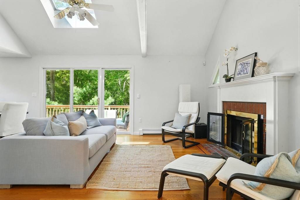 17 Trout Farm Ln Duxbury, MA 02332