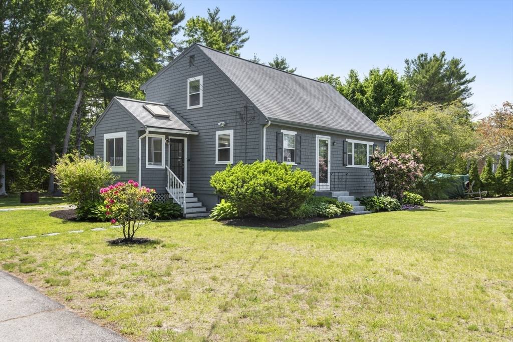 Carver, MA 02330,7 Cornish Street