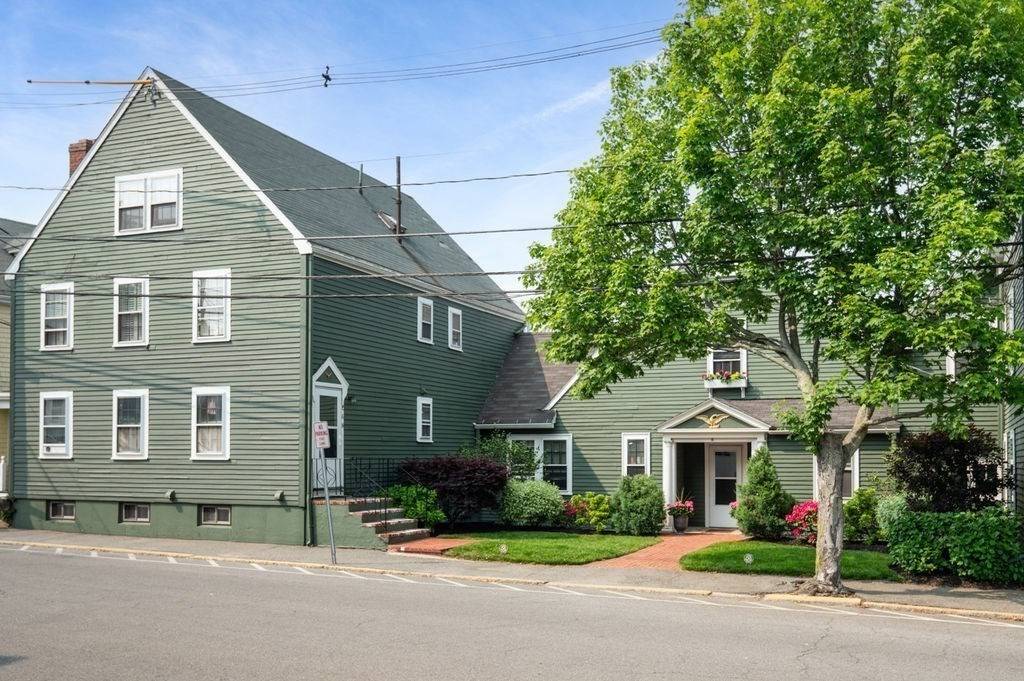 Marblehead, MA 01945,8 Franklin St #18