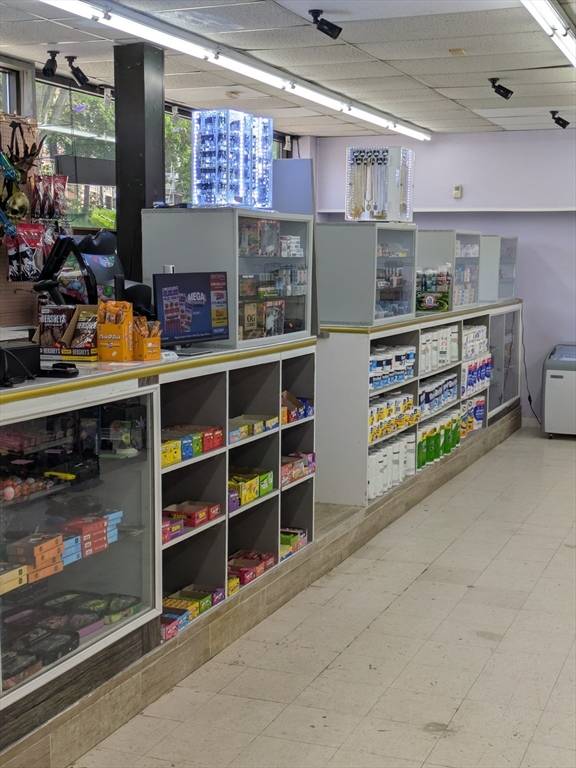 24-26 Fort Pleasant Ave Springfield, MA 01108