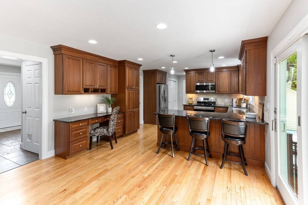 34 Purchase St Easton, MA 02375