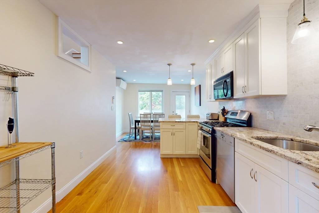 10 Bradbury Street #10 Boston, MA 02134