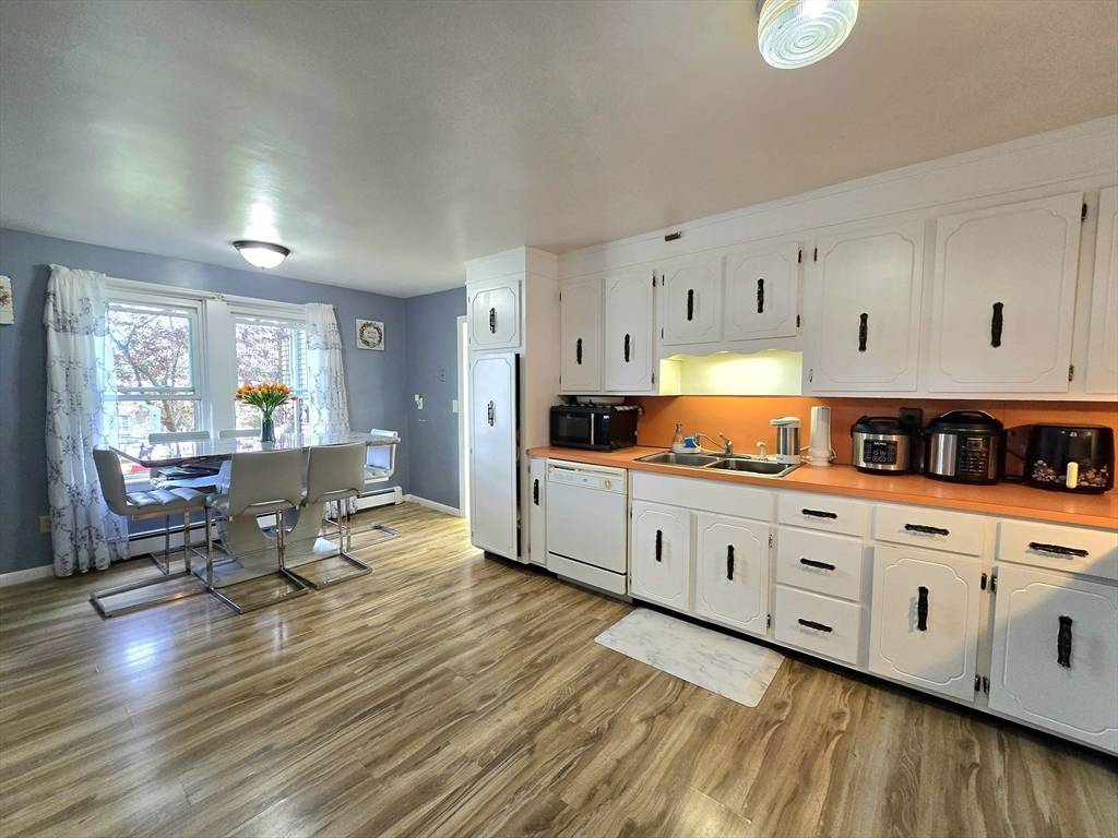 Spencer, MA 01562,3 Main St
