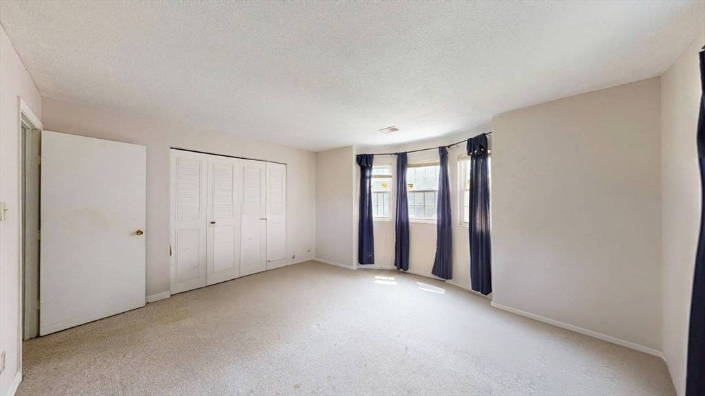114 Oak Ln #7 Brockton, MA 02301