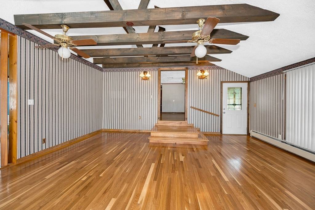 Tewksbury, MA 01876,18 Patriot Rd