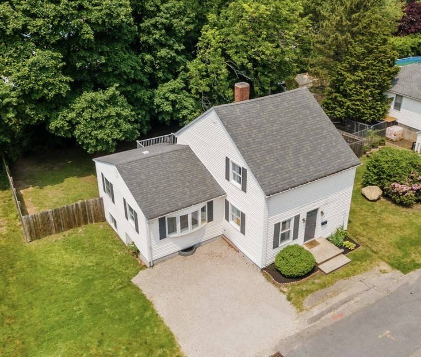 Somerset, MA 02726,37 Saint Michaels Ave