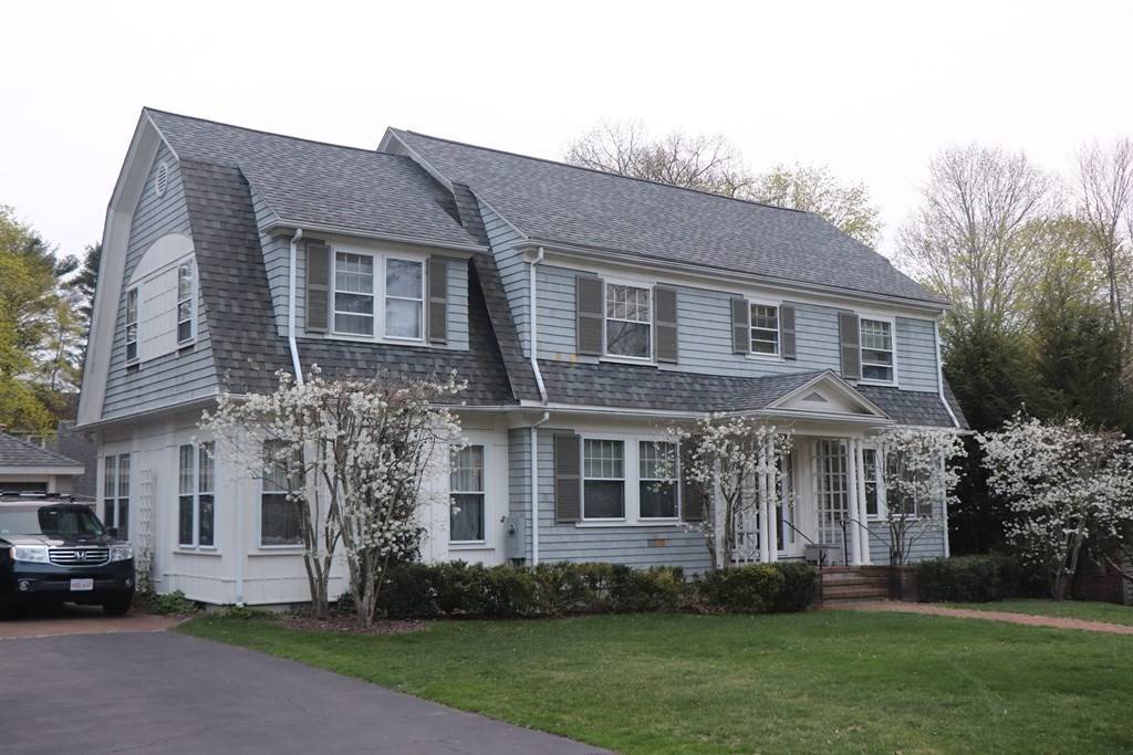 Wellesley, MA 02482,18 Tappan Rd
