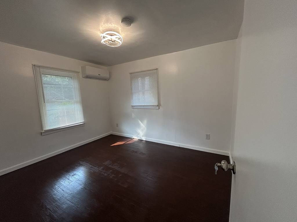Attleboro, MA 02703,146 Emory #2