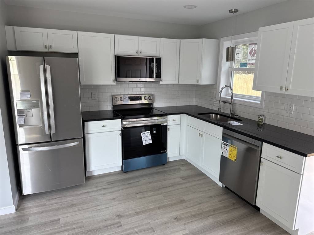 Springfield, MA 01105,509-511 Hancock St