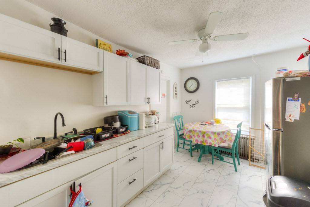 2 Depot Rd Oxford, MA 01540
