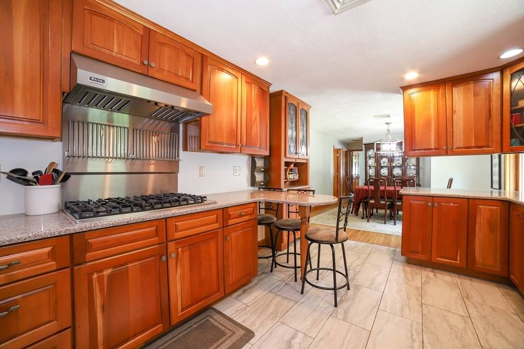 Chelmsford, MA 01824,40 Old Stage Rd