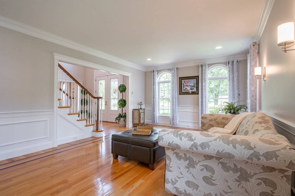 Nashua, NH 03062,24 Tanglewood Dr.