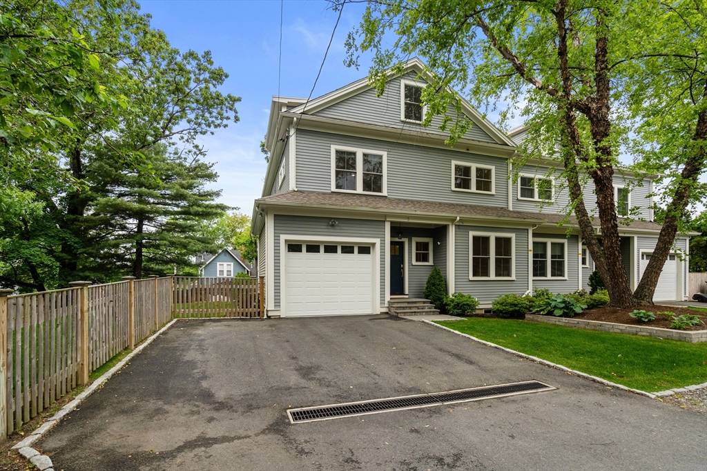 Newton, MA 02466,2 Rockwood Terrace #2