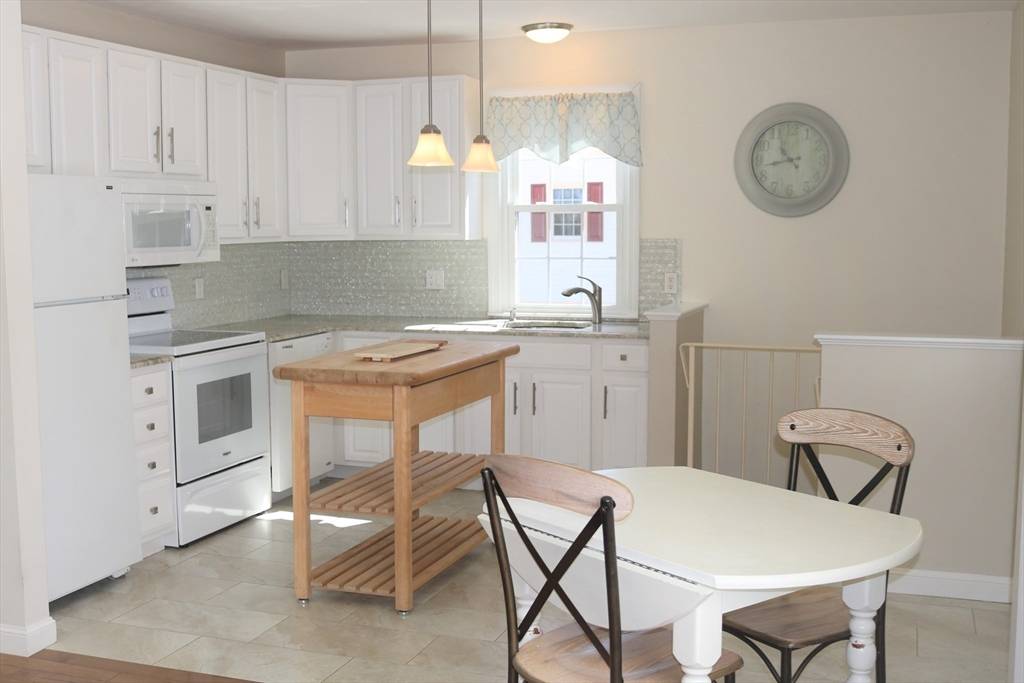 Millis, MA 02054,128 Curve Street #C
