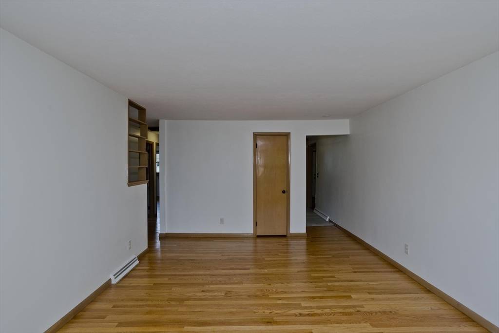 Springfield, MA 01108,374 Commonwealth Ave