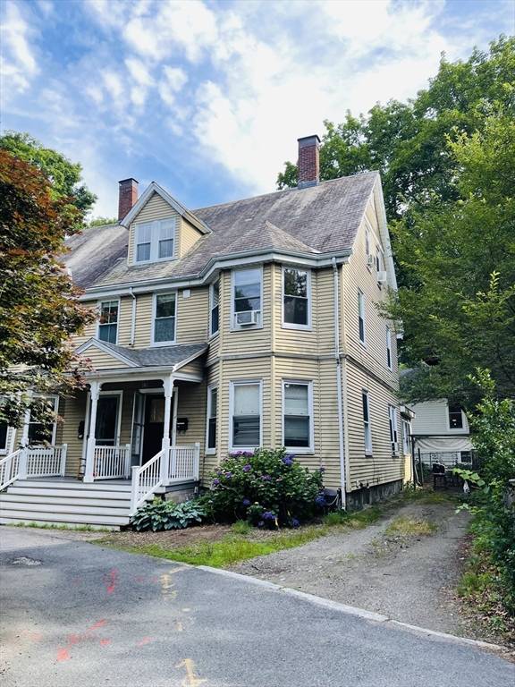 Newton, MA 02458,11 Maple Cir. #0