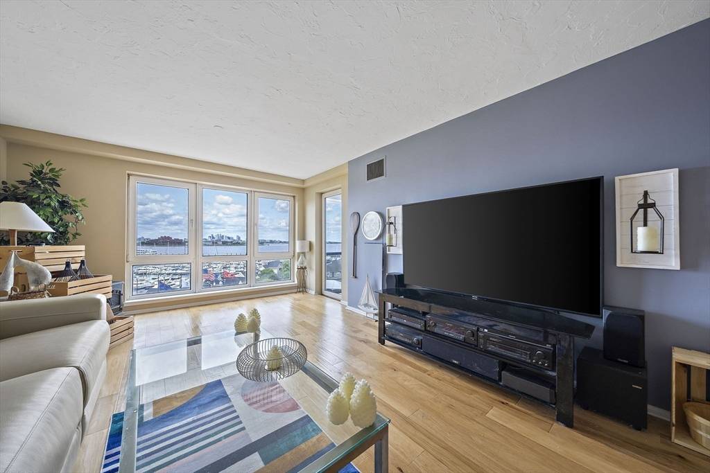 Quincy, MA 02171,2001 Marina Drive #506W