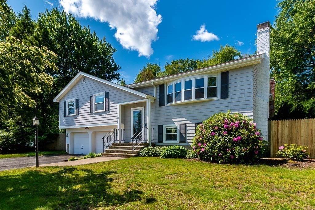 Dedham, MA 02026,12 Flintlock Lane