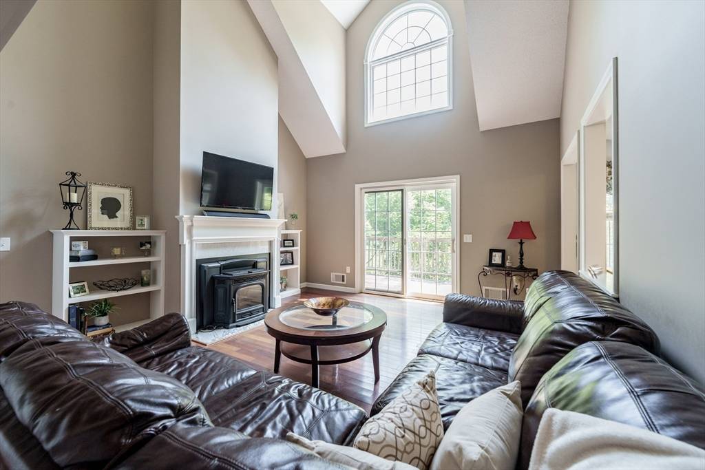 77 Old Reed Rd Monson, MA 01057