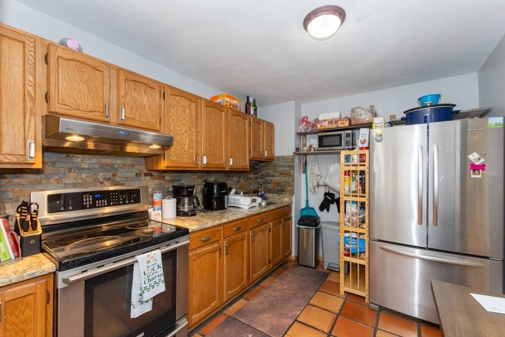 Boston, MA 02125,5 Linda Ln #2-2