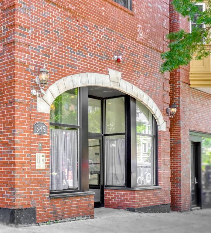 Boston, MA 02127,345 West Broadway #5