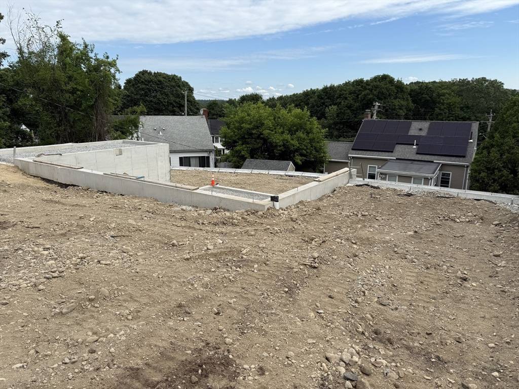 Waltham, MA 02451,14 Piedmnot Ave