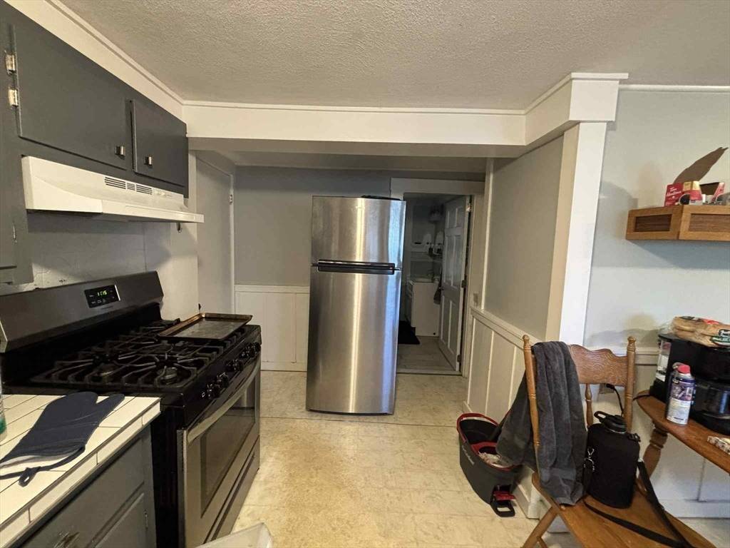 44 Cherry St #2 Swampscott, MA 01907