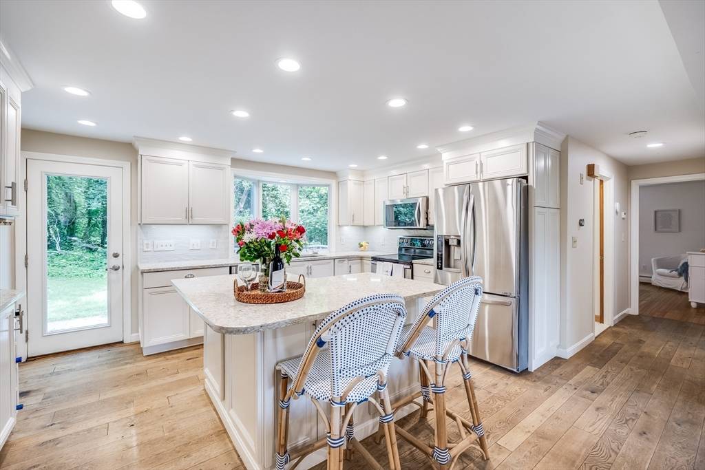 Dennis, MA 02660,7 Liberty Pl