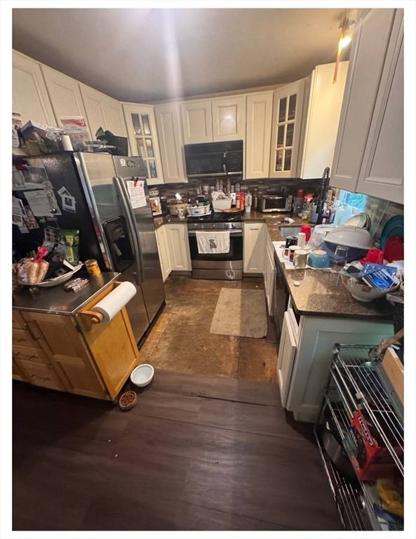 Haverhill, MA 01835,74 S Riverview St #74