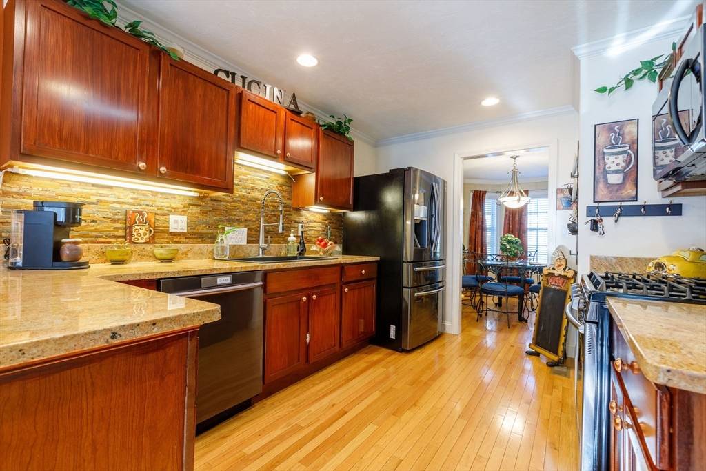 Worcester, MA 01606,41 Whispering Pine Circle #41