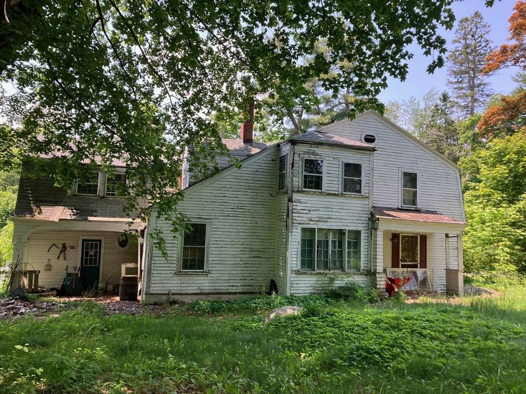 Petersham, MA 01366,19&21 Common St