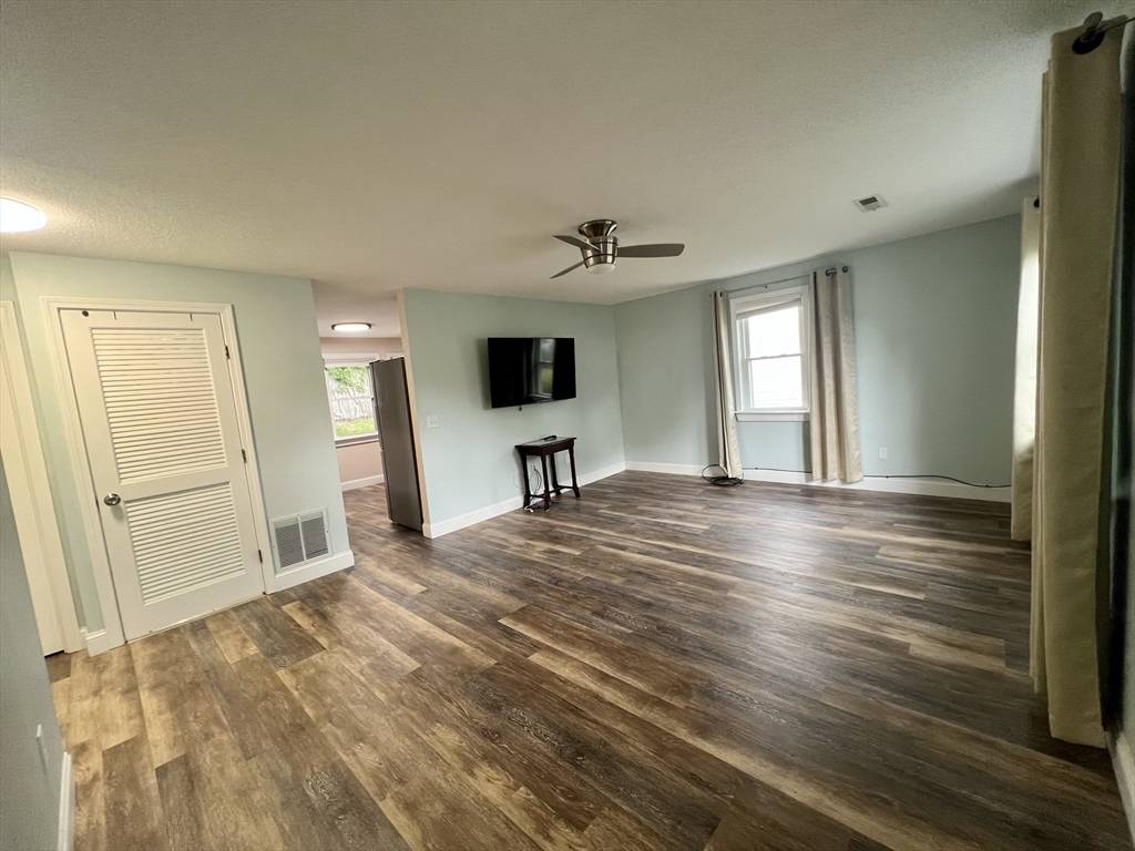 Pepperell, MA 01463,103 Main Street #19