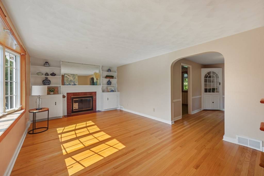 East Longmeadow, MA 01028,45 Donamor Lane