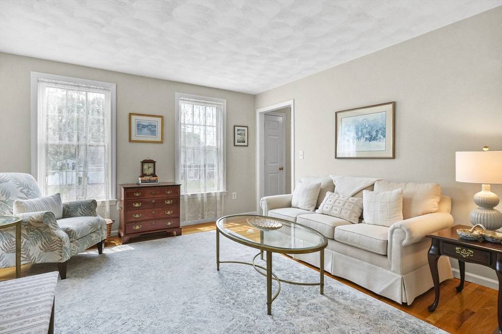 Woburn, MA 01801,155 Burlington St